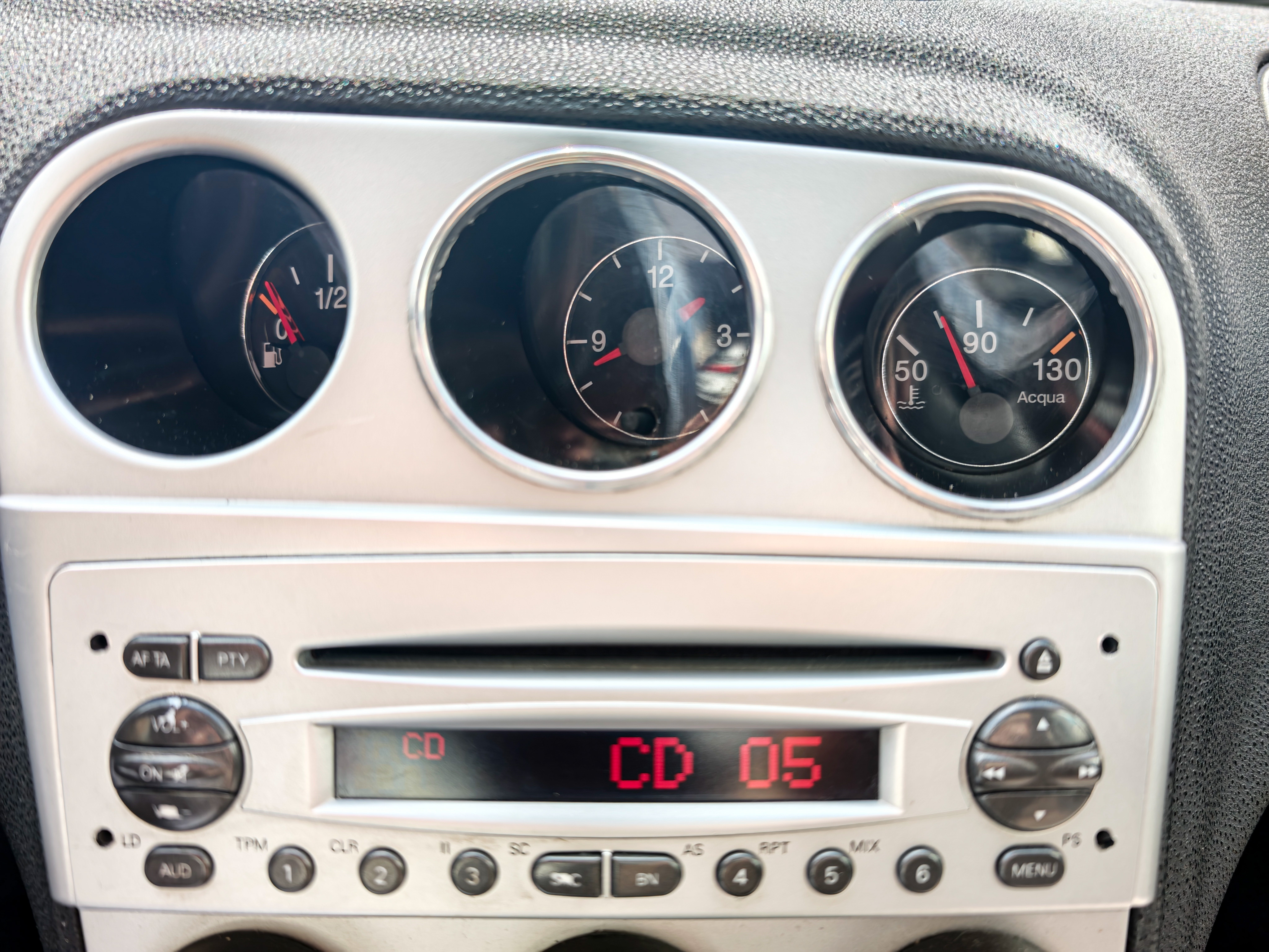 Alfa_156_sep_2026_02.jpg
