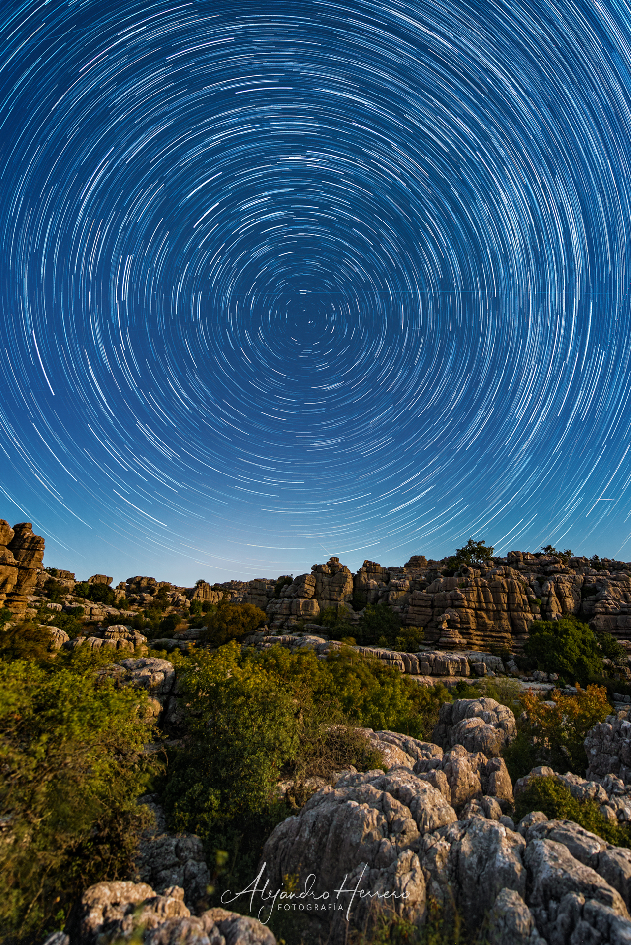 star_trail_torcal_agosto_2025.jpg